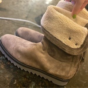 AQUATALIA tan suede fur lined booties